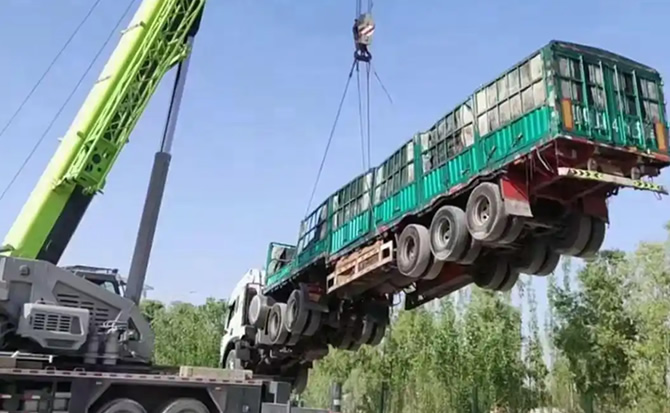 腾冲道路脱困救援案例